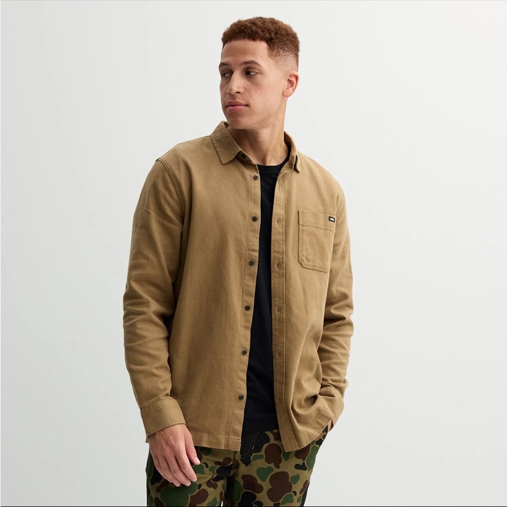 Vans Men’s Herringbone Button Down Shirt - Camel Brown - Size M